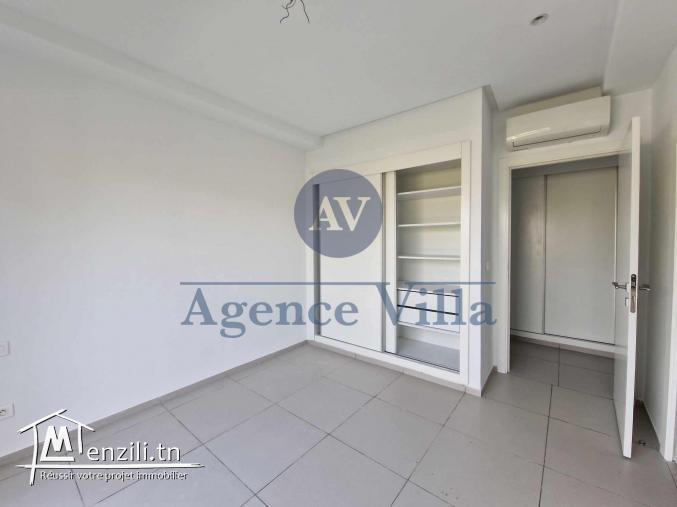 Duplex s+3 dans une résidence sécurisée à gammarth