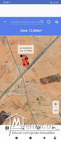 12000 m2 route teniour km 16 Idéale