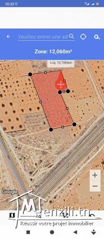 12000 m2 route teniour km 16 Idéale