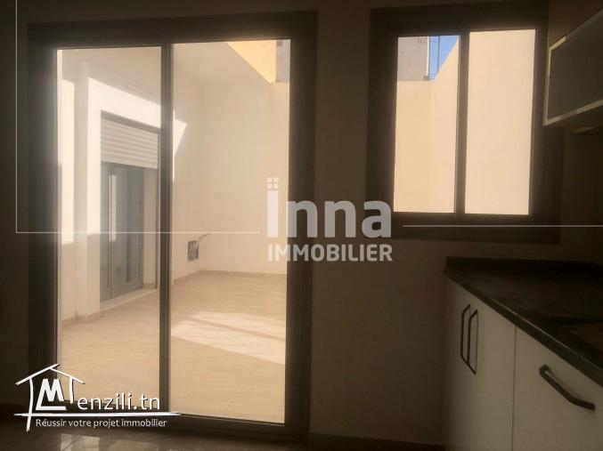 Appartement s+3 de 185 m2