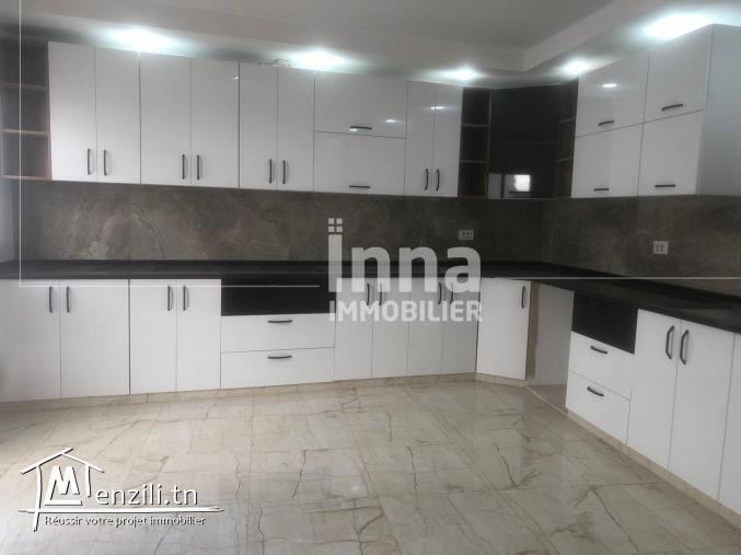 Appartement S+2 de 160 m2