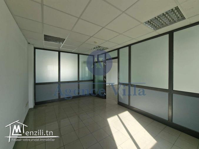 un étage de 250m² au lac 1