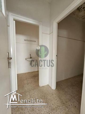 À louer Open Space de  286m² à Nabeul Centre Ville.