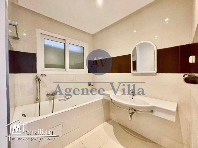 une villa s+4 à cité lkhalil