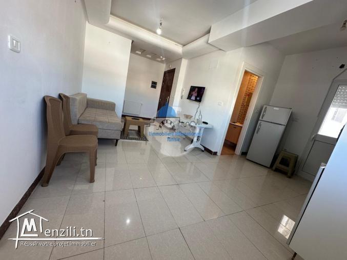 A louer S1 meublé à Cité Olympique