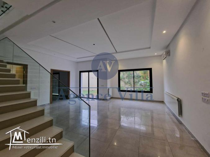 un duplex s+4 à marsa plage