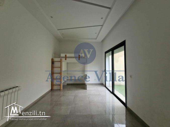 un duplex s+4 à marsa plage