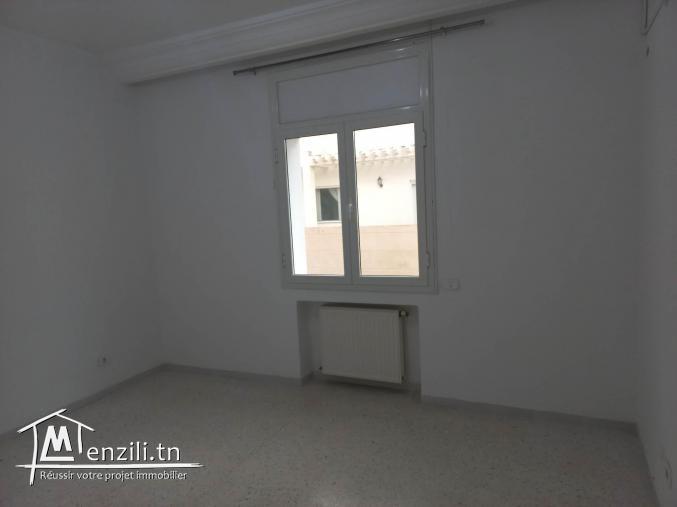 A louer S+2 avec deux places parking sous-sol