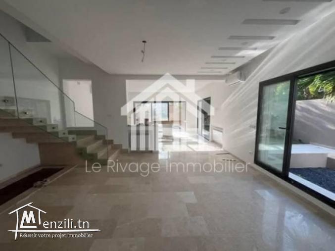 Villa S4 à Gammarth avec piscine et jardin