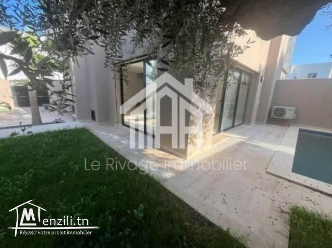 Villa S4 à Gammarth avec piscine et jardin