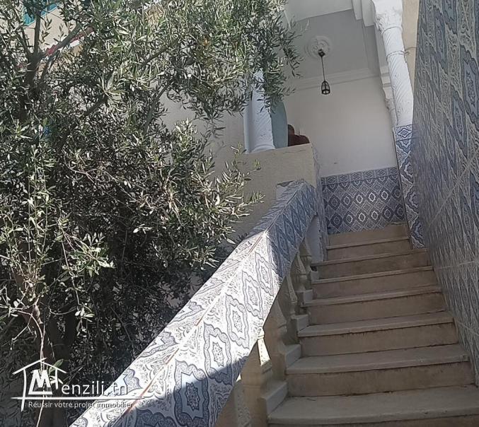 Villa 3 étages à naasen