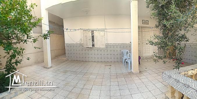 Villa 3 étages à naasen