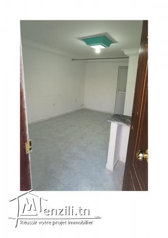 Villa 3 étages à naasen