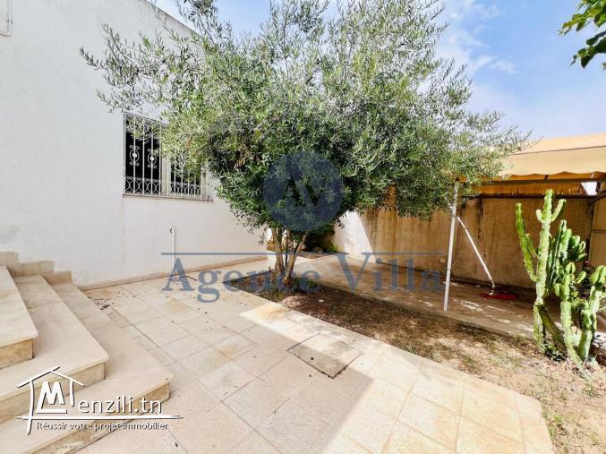 une villa s+3 à la marsa