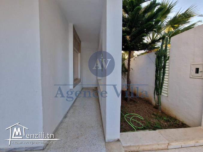un appartement s+2 à la marsa