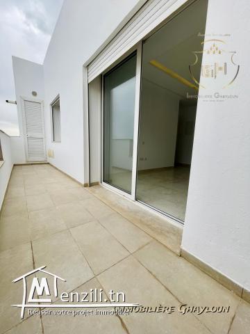 LUXUEUX S+1 à Menzah 9C