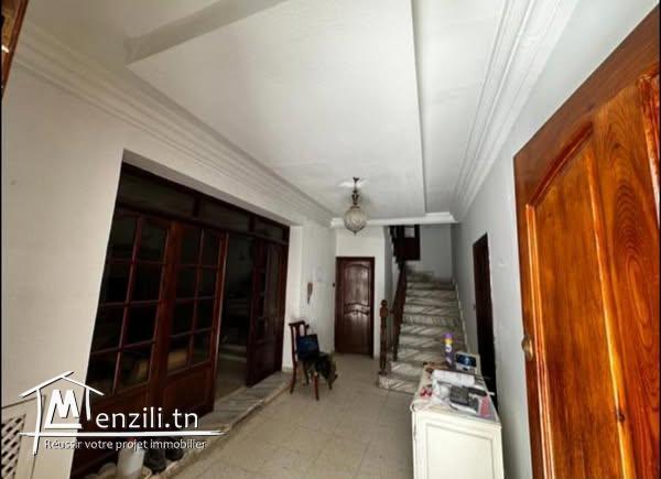 Villa usage bureautique à Menzah 5