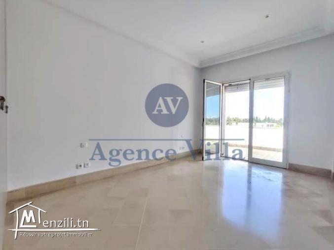 un duplex aux jardins de carthage