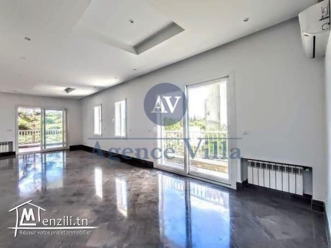 un duplex aux jardins de carthage