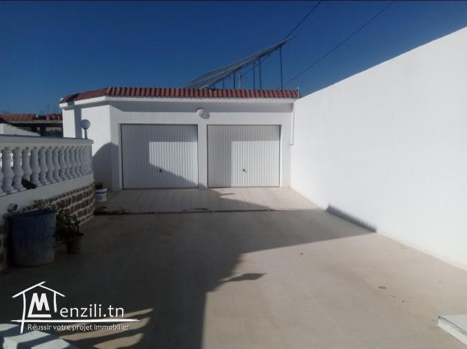 A vendre une villa de maitre à Cité Mansoura Kélibia