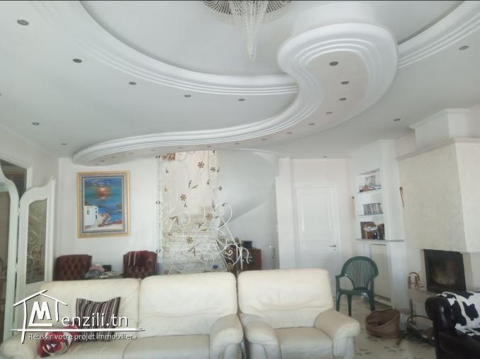 A vendre une villa de maitre à Cité Mansoura Kélibia