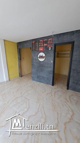 Local commercial à Louer - El Menzah 5, Ariana