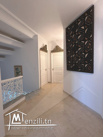 AV villa avec studio indépendant à la marsa