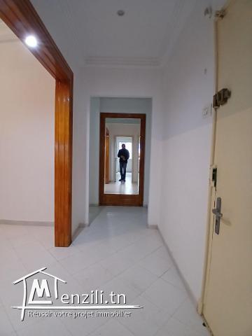 À VENDRE : Appartement S+2 à Tunis Belvédère