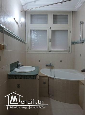 À VENDRE : Appartement S+2 à Tunis Belvédère