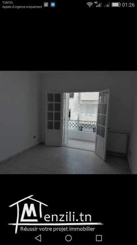 à louer un jolie et grand appartement 120m2 au Kram