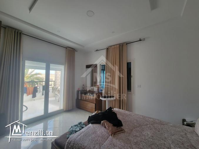 Un étage de villa S+3 vue de mer à vendre à Korba 51355351