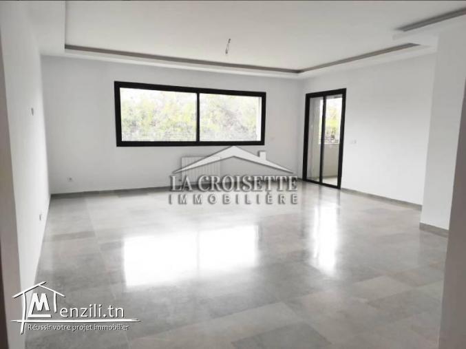 Appartement S+3 avec chambre de service à La Marsa MAL1886
