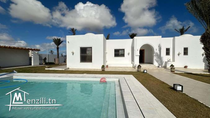 BELLE MAISON À MEZRAYA DJERBA TUNISIE