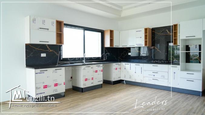 Villa s+4 avec piscine à vendre à Hammamet nord