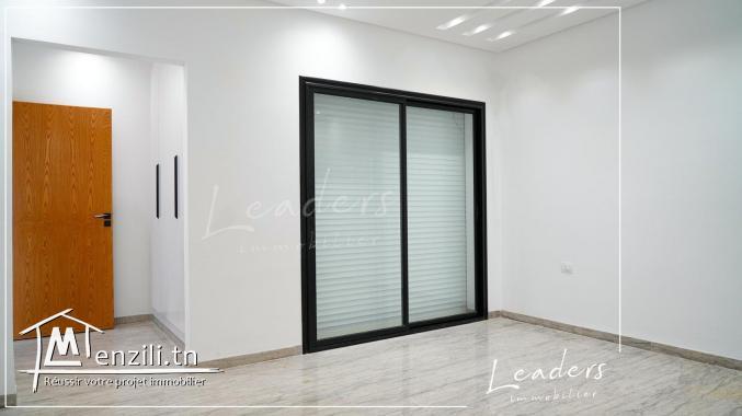Villa s+4 avec piscine à vendre à Hammamet nord