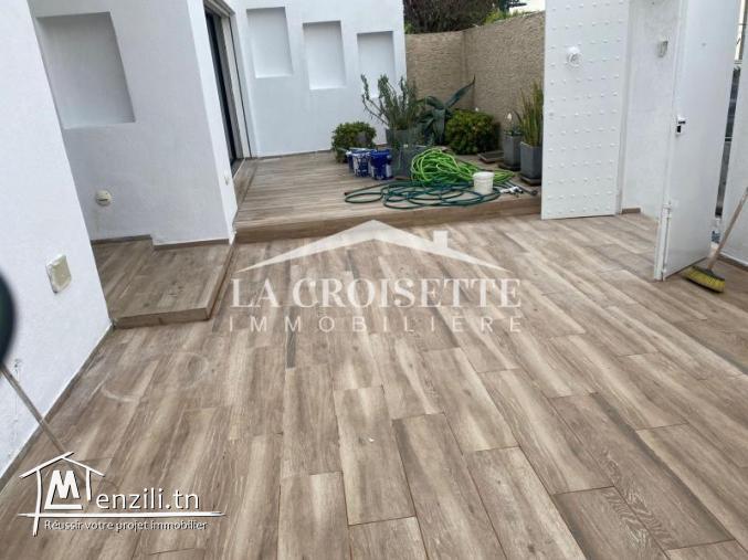 Duplex S+3 avec terrasse et piscine à La Marsa ZDV0164