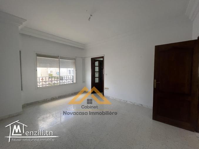 A louer un étage de villa S+3