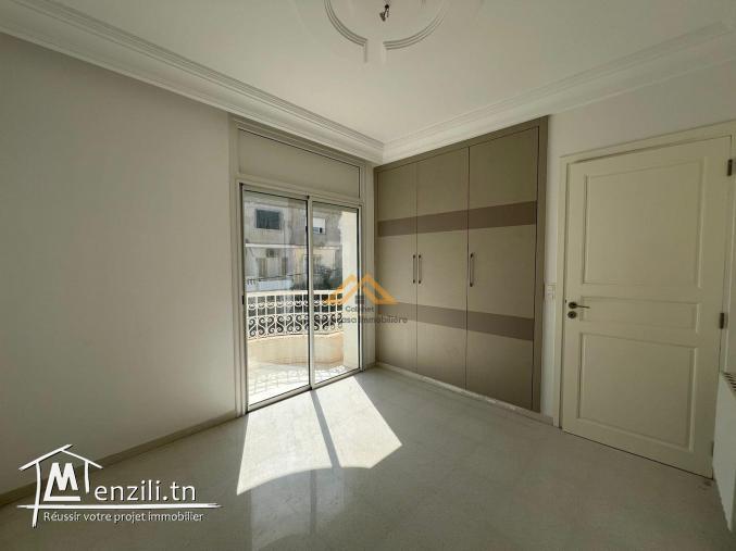 A louer Appartement S+3 a Khzema