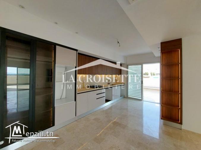 Appartement S+2 avec jardin et piscine à Gammarth MAL1467