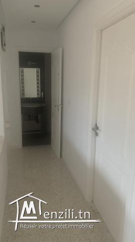 Appartement S+3 Entièrement Rénové mourouj1,