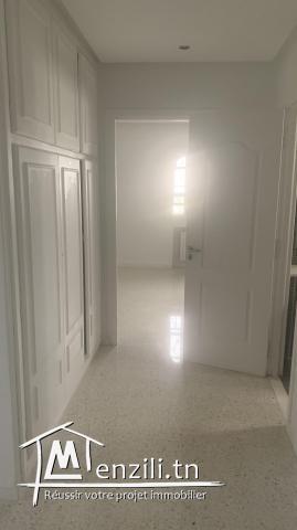Appartement S+3 Entièrement Rénové mourouj1,