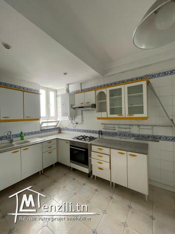 bureau  a louer à cité khadhra