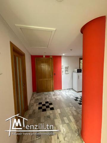 bureau a louer  d'une superficie 100m²  à Alain savary