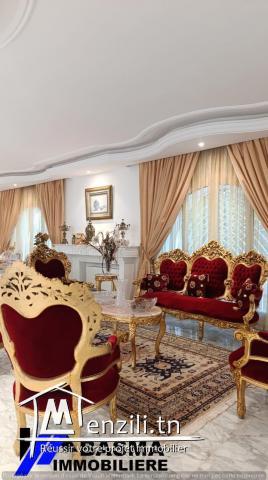 Une superbe villa s+4 à louer située à chatt mariem