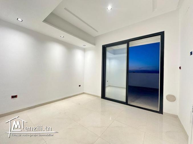 A vendre un S+1 avec une terrasse