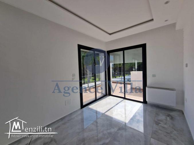 une villa s+3 à carthage avec piscine