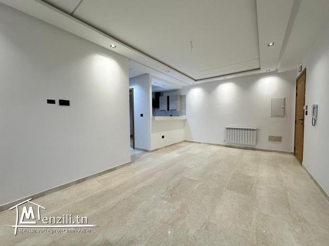 A vendre un S+2 avec une terrasse