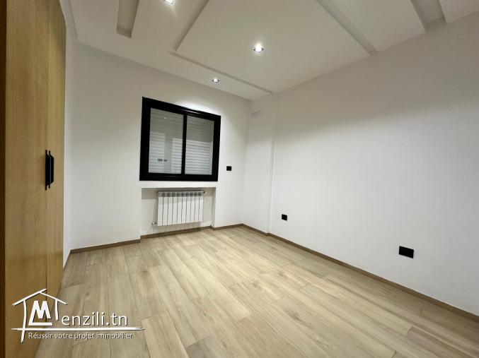 A vendre un S+2 avec une terrasse