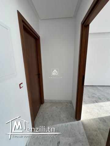 À VENDRE : Un appartement S+2 situé à La Nouvelle Soukra ( Direct promoteur )
