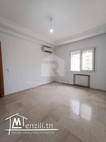 A LOUER | un appartement S+2  non meublé Situé à  Sahloul 1